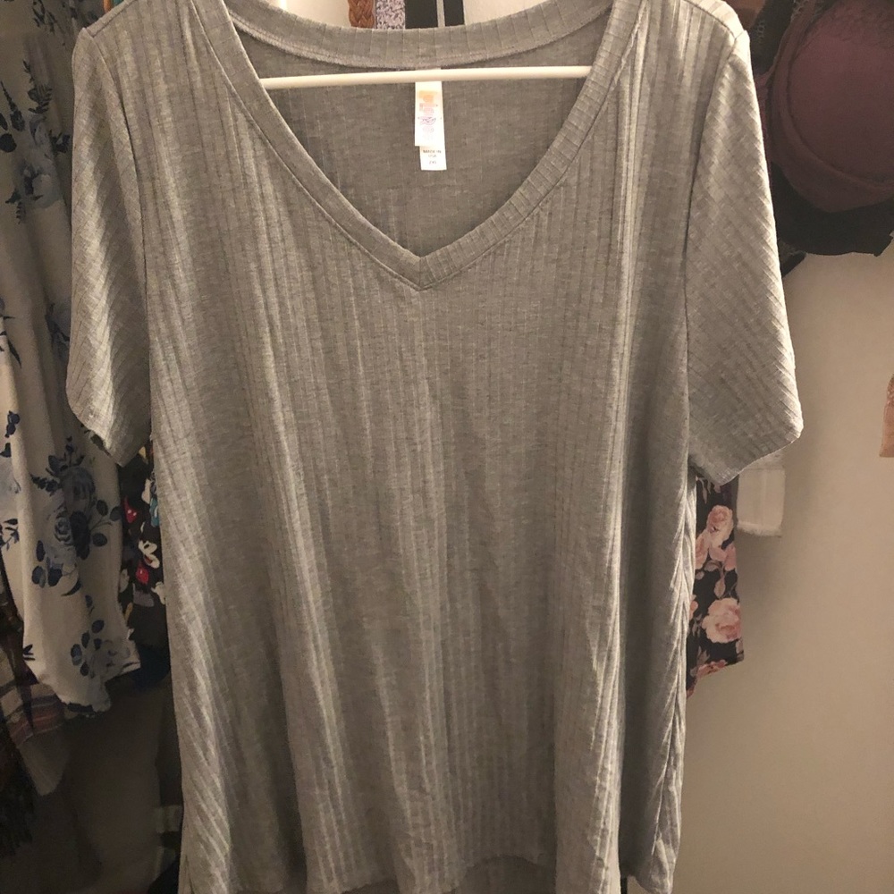 Classic T v neck